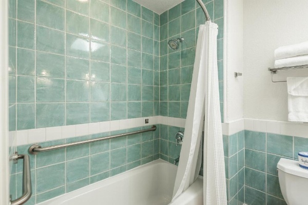 El Pueblo Inn image 32